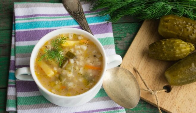 Борщ, рассольник и другие супы: 6 рецептов на зиму