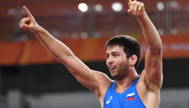 В последний день Олимпиады российские спортсмены взяли два золота