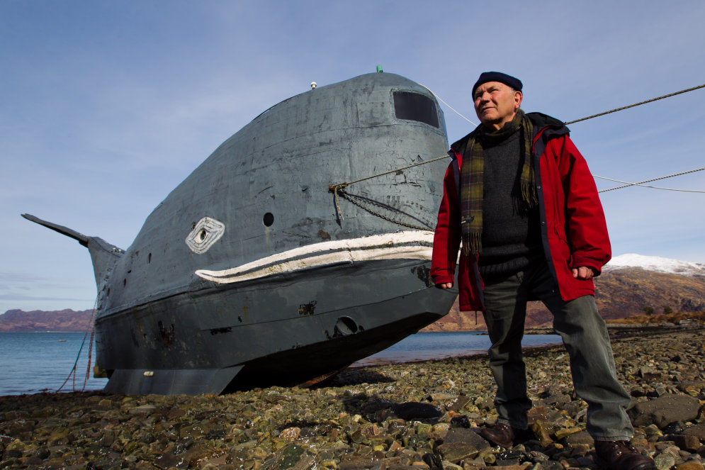 73-летний пенсионер 20 лет строил 62-тонного &quot;кита&quot; и переплывет на нем Атлантику