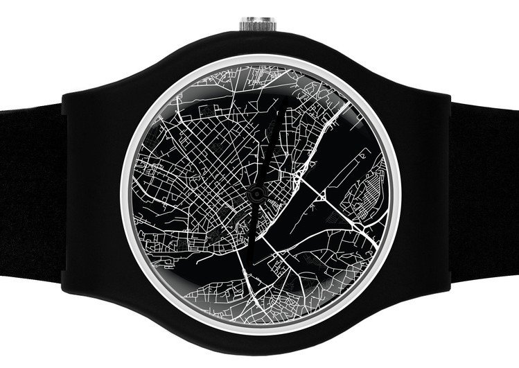 Kanādas latviete radījusi hipsteru pulksteni ar Rīgas karti