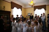 Durbes pilī atklāta Latvijā pirmā restaurētā muižnieku bērnistaba