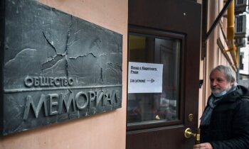 'Spried ar Delfi' par Krievijas cilvēktiesību centra 'Memoriāls' slēgšanu. Pilns ieraksts