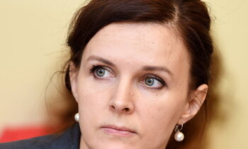 Mandātu komisija ierosina lietu par Stepaņenko izteikumiem, Gobzems tiek cauri sveikā