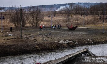 Krievijas armijas atstāto līķu dēļ Ukrainā draud ekoloģiskā krīze