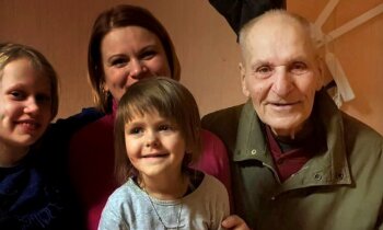 'Nezinājām tālruņa numuru' – pansionāts mazmeitai nepaziņo par vectēva nāvi