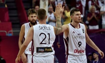 Черногория разгромлена! Сборная Латвии вышла в четвертьфинал Евробаскета