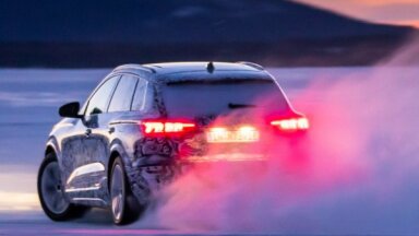 'Audi' testē sērijveida ražošanas 'Q6 e-tron' prototipu tālajos ziemeļos