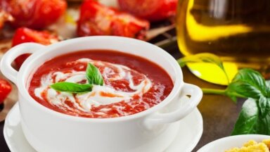 Sezonas obligātais ēdiens – tomātu zupa: 21 recepte saules pielieto ogu izbaudīšanai