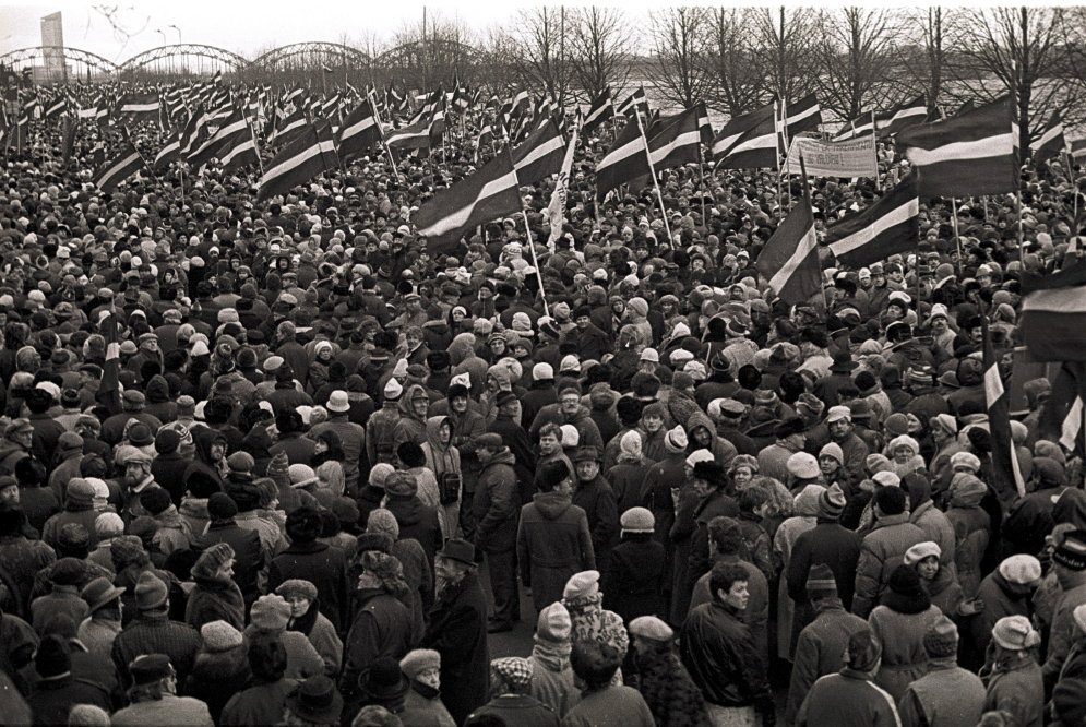 Kā Latviju pirms 74 gadiem okupēja PSRS