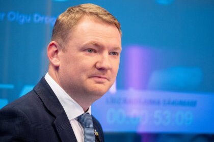 Смилтенс: "Объединенному списку" неясно, смогут ли стать министрами только избранные в Сейм депутаты