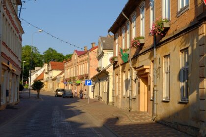 Nespējot rast kopsaucēju par Talsu novada domes darbu, sēdes turpinājums nenotiek