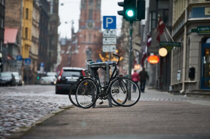 32 kilometri – aktīvisti apšauba jaunizveidotās Rīgas veloinfrastruktūras garumu