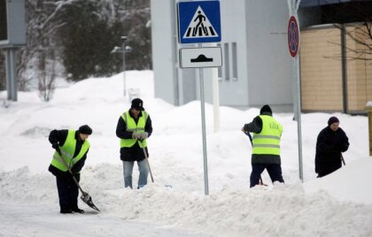 'Jāizsaka līdzjūtība sētniekiem' – pirmdienas rītā soctīklos spriež par puteni