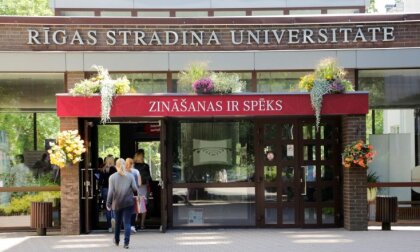 Studiju maksas samazināšana attālinātu studiju dēļ nav pamatota, saka RSU