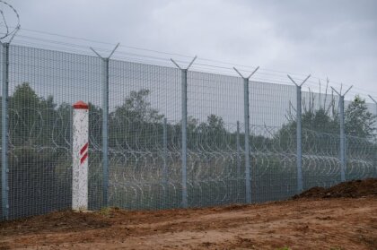 Humānu apsvērumu dēļ Latvijā no Baltkrievijas ielaista 20 cilvēku ģimene