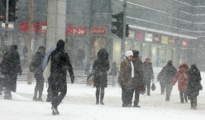 Oranžais brīdinājums – Rīgā gaidāma ļoti stipra snigšana