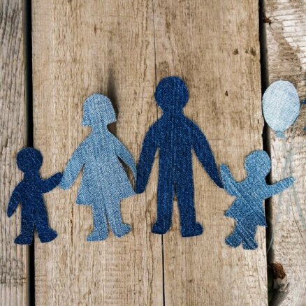 Paplašina adoptētāju loku, kuri varēs saņemt paternitātes pabalstu