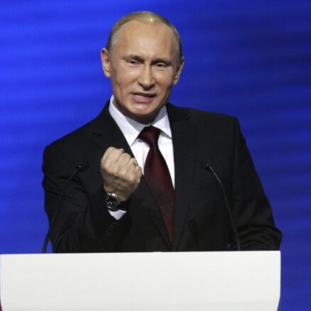 Путин: у России нет "опасной долговой нагрузки"