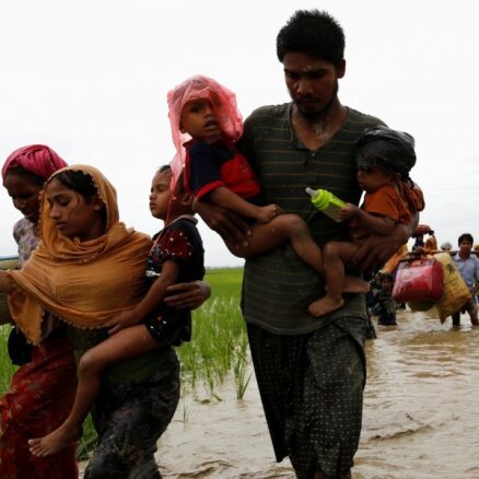 Mjanmā rohindžu izraisītā vardarbībā simtiem bojāgājušo