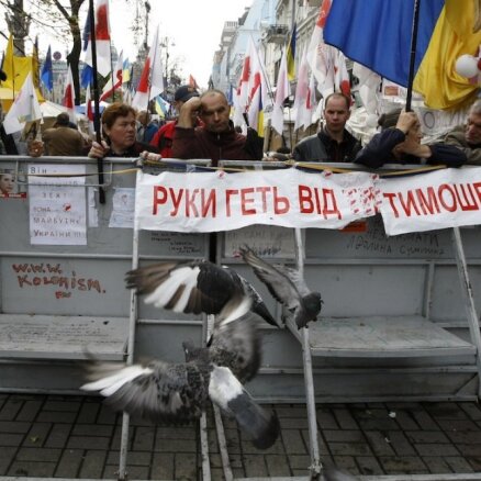 Ekspremjeres Timošenko  spriedums izraisa vilšanos ES; Ukraina izjutīs sekas