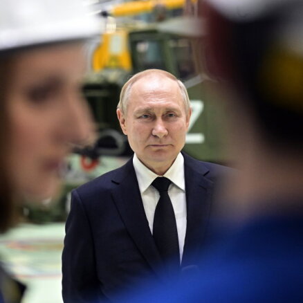 Putins ir 'politiskais līķis': militārie blogeri kritizē diktatora uzrunu