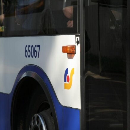 'Rīgas satiksme' reģistrējusi 47,22 miljonu eiro vērtu komercķīlu, ieķīlājot zemās grīdas autobusus