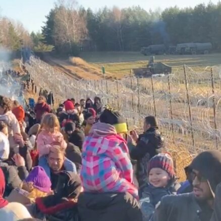Ukraina brīdina migrantus Baltkrievijā nemēģināt iekļūt tās teritorijā