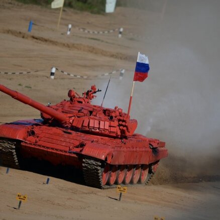 Krievijā startē jauns TV šovs 'Tanku biatlons'