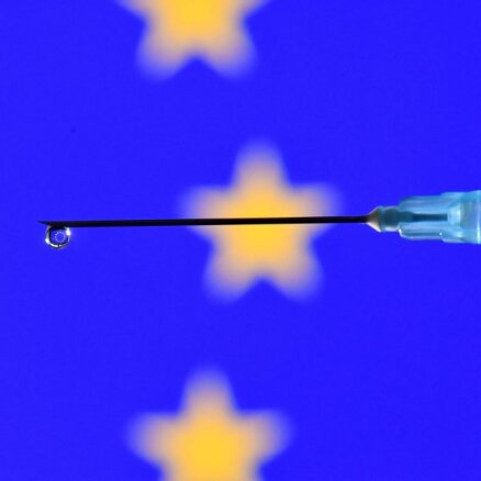 Austrālija vēlas kopā ar citām valstīm piespiest ES piegādāt Covid-19 vakcīnas