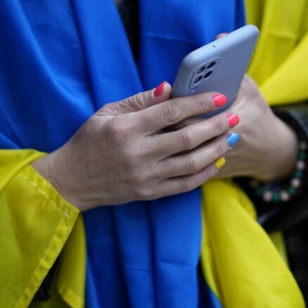 Vai 'TikTok karš'? Kā sociālie tīkli ietekmē mūsu uztveri par konfliktu Ukrainā