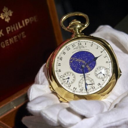 Foto: Par 21,3 miljoniem ASV dolāru pārdod pasaulē dārgāko pulksteni