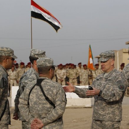 ASV Irākā dislocēs papildu spēkus, paziņo Kārters