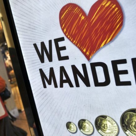 Mandelas sieva pateicas pasaulei par atbalstu
