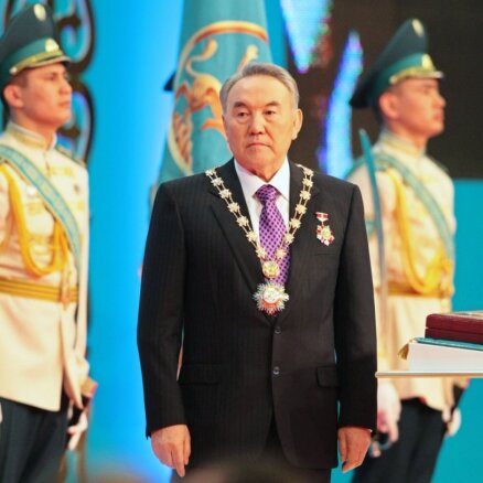 Парламент Казахстана отменил пожизненное председательство Назарбаева в Совбезе