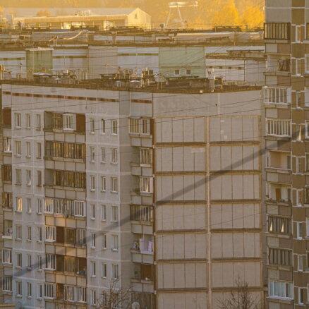Attīstītājs: padomju laika daudzstāvu dzīvojamu ēku renovācija Rīgā ir maz ticama