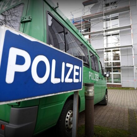 Германия: гражданин Латвии напал на машиниста поезда и дебоширил в полиции