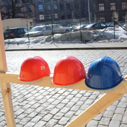 Rīgas būvvalde saskata iespējamu drošības apdraudējumu 18 'Rimi' un 13 'Maxima' veikalos