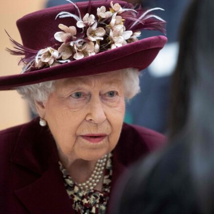 Елизавета II оценила отсутствие Меган Маркл на похоронах принца Филиппа