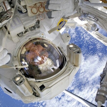 'Delfi' intervija ar kosmonautu: Eiropa plāno bāzi uz Mēness