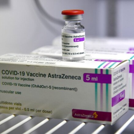 Latvija saņēmusi 'AstraZeneca' un 'BioNTech-Pfizer' vakcīnu piegādes daļas