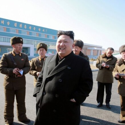 Ziemeļkorejā ar zenītložmetēju izpildīts nāvessods piecām amatpersonām