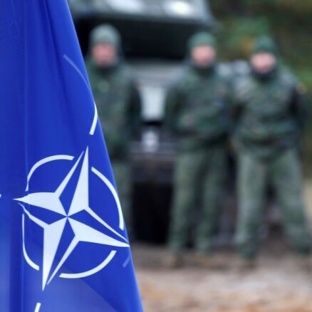 Парламентарии стран Балтии и Польши призывают НАТО не уступать требованиям России