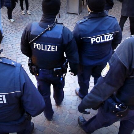 Германия: гражданин Латвии задержан за уличное ограбление, жертва получила травмы