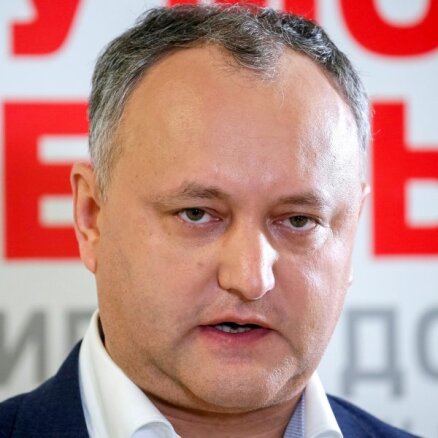 Moldovas prezidenta vēlēšanās par favorītu kļūst prokrieviskais Dodons