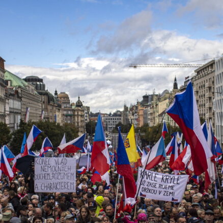 В Праге вновь прошла демонстрация за дешевый газ из России и нейтралитет