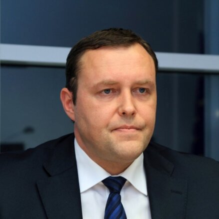 Kozlovskis 'melnajā sarakstā' iekļauj pret Latvijas interesēm darbojošos Krievijas pilsoni