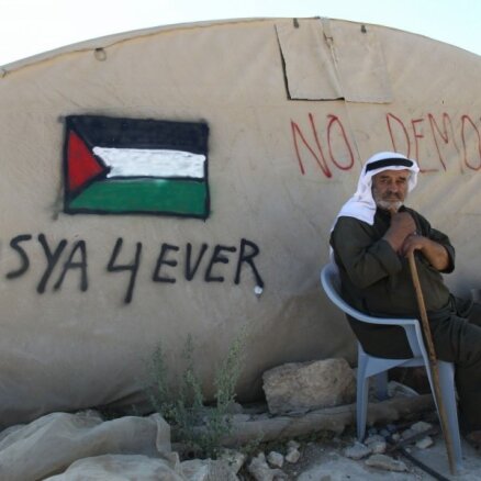 Izraēla piedāvā atbrīvot badastreika izvārdzinātu palestīnieti, ja viņš piekristu atstāt valsti