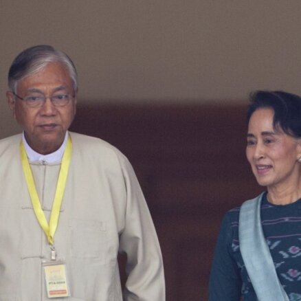 Par Mjanmas prezidentu ievēlēts tuvs Aunas Sanas Su Či sabiedrotais