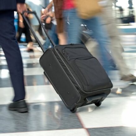 Все больше авиакомпаний требуют отдельную плату за багаж и ручную кладь