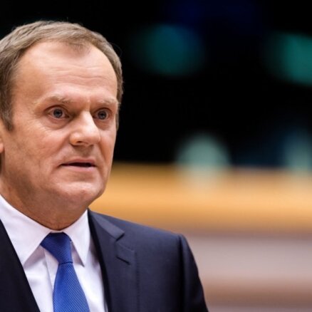 Otrdien notiks eirozonas līderu ārkārtas tikšanās, paziņo Tusks